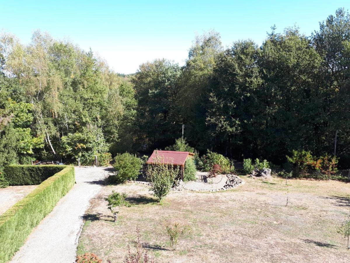 Gite De Lac Tranquille Plaud Exterior foto